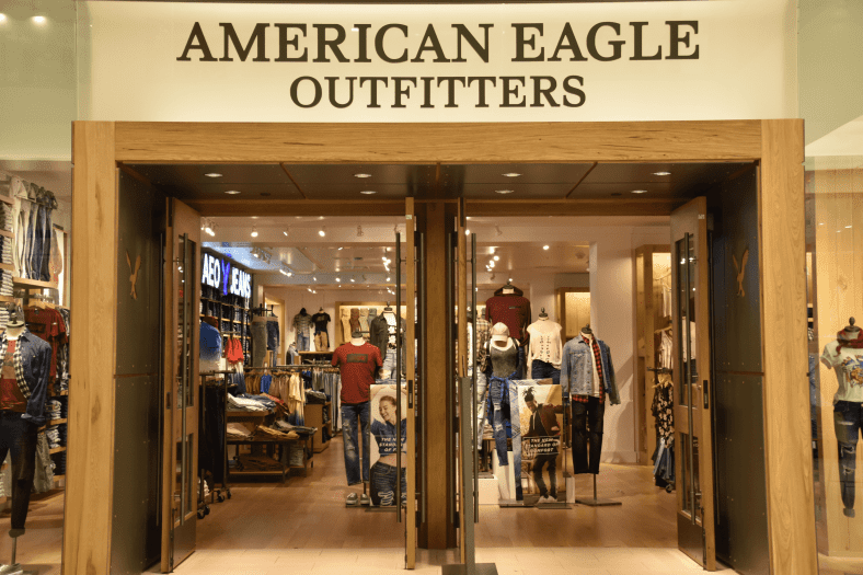 How Does American Eagle Rewards Work?
